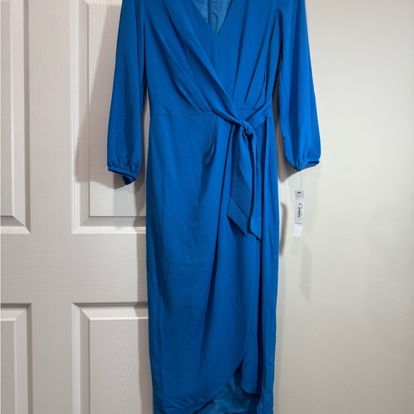 Maggy London Women's Long Sleeve V-Neck Faux Wrap Crepe Dress Sz 2 - Picture 4 of 9